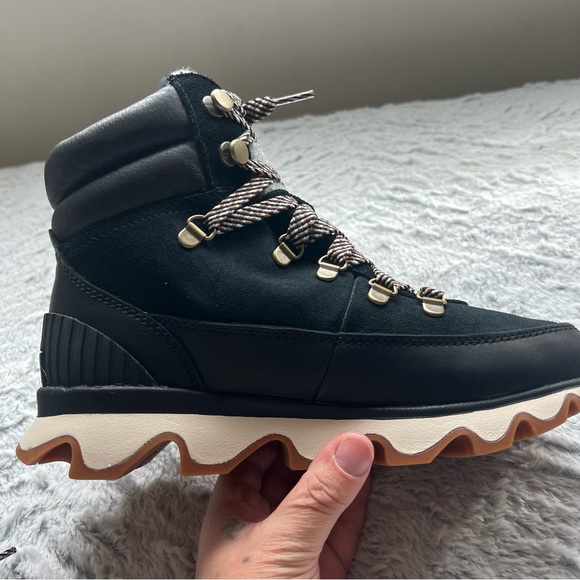 SOREL
KINETIC CONQUEST BOOT WATERPROOF WOMENS - Picture 6 of 12